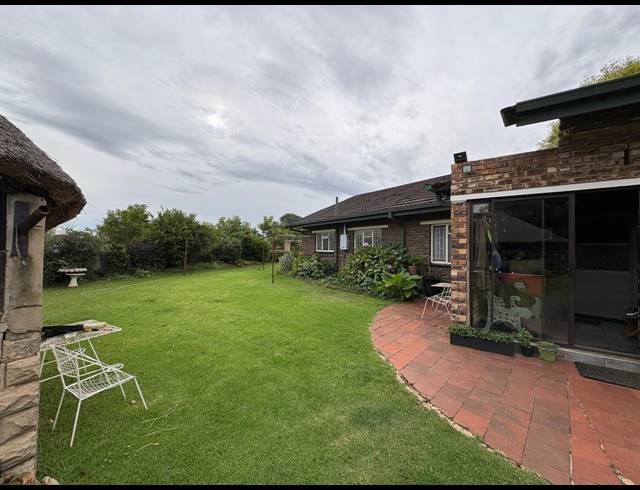 4 BEDROOM HOUSE FOR SALE IN VAN DER MERWES KROON